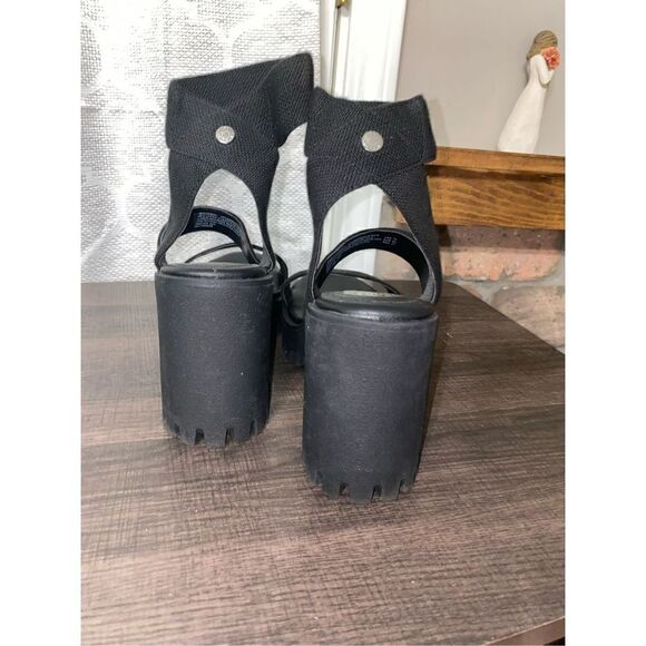 Steve Madden Y2K chunky combat punk heeled strappy sandals black size 10 - Picture 3 of 12